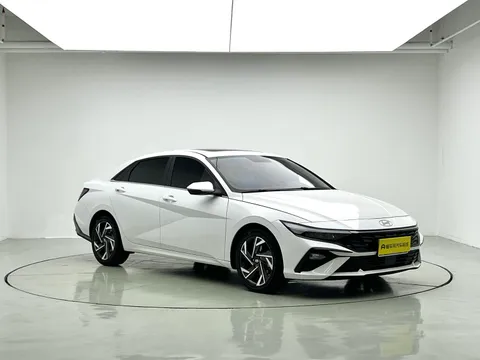 Hyundai Elantra (Avante)