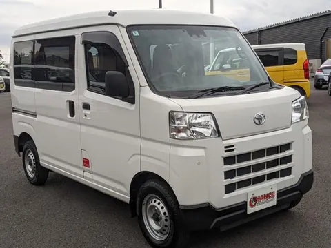 Toyota Pixis Van