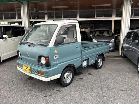 Mitsubishi Minicab Truck