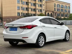 Hyundai Elantra (Avante)