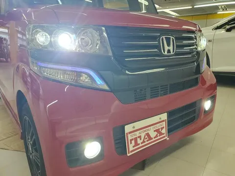 Honda N-BOX Custom