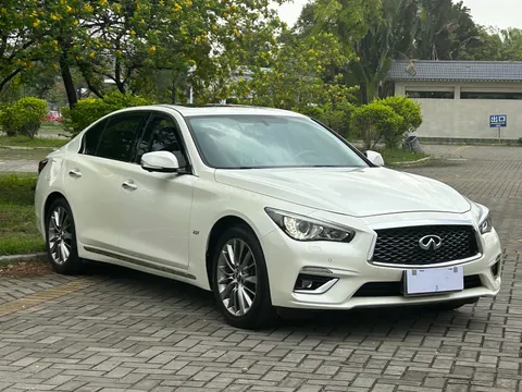 Infiniti Q50L