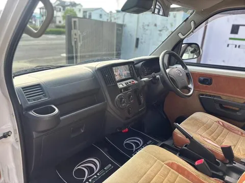 Toyota TownAce Van