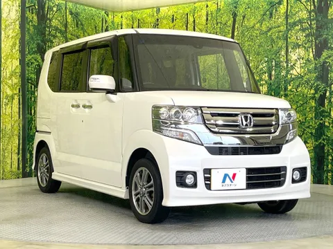 Honda N-BOX Custom