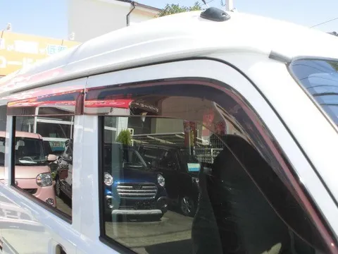 Mitsubishi Minicab Van