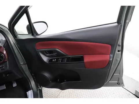 Toyota Yaris (Vitz)