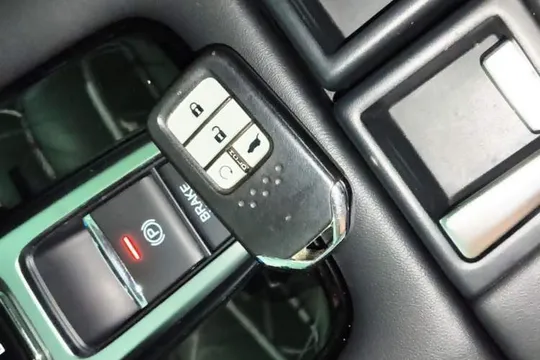 Honda UR-V