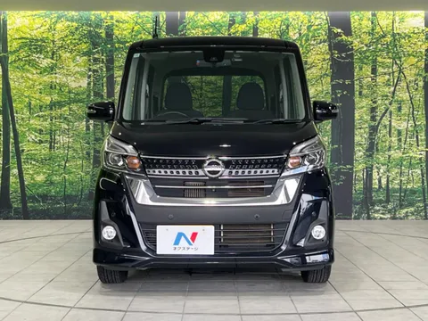 Nissan Dayz Roox