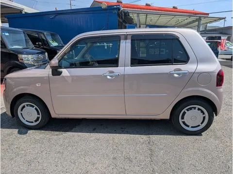 Daihatsu Mira Tocot