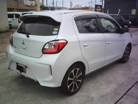 Mitsubishi Mirage