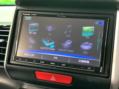 Honda N-BOX Custom