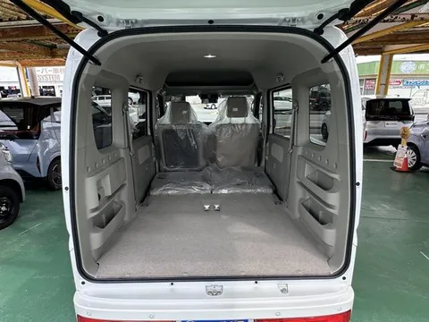Nissan Clipper Rio