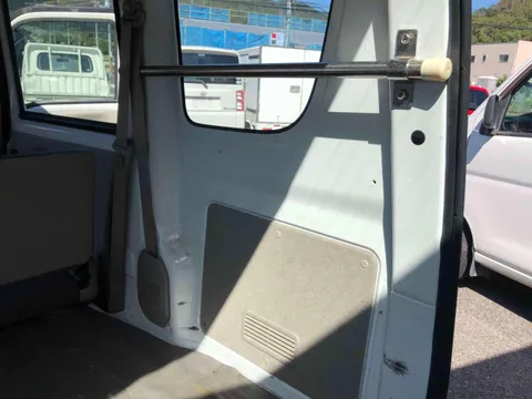 Mitsubishi Minicab Van