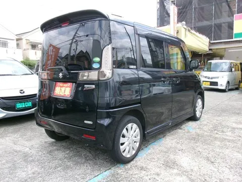 Suzuki Spacia Custom