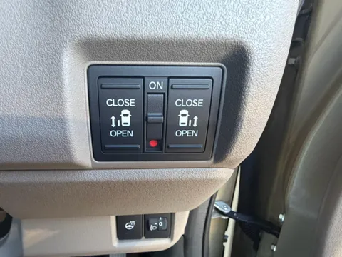 Honda N-BOX Joy