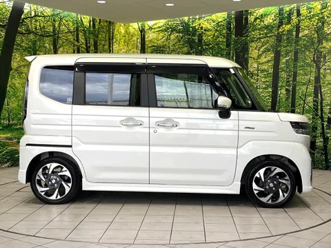 Suzuki Spacia Custom