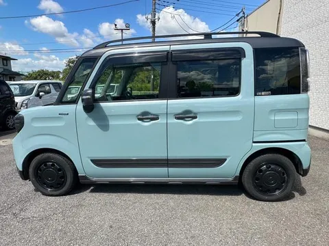 Suzuki Spacia Gear
