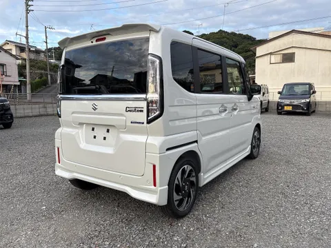 Suzuki Spacia Custom