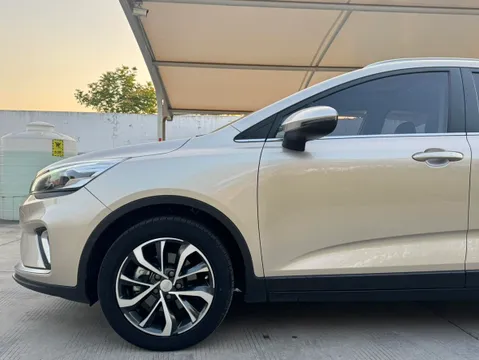 Geely Emgrand GS