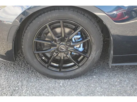 Mazda MX-5 (Roadster)