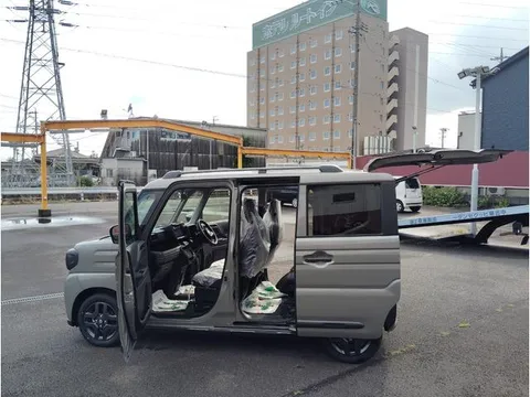 Suzuki Spacia Gear