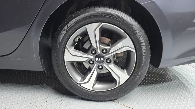 Kia Cerato (K3)