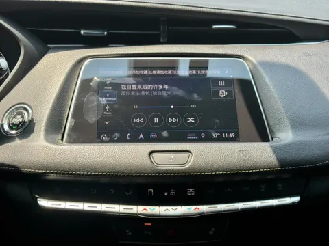 Cadillac XT4