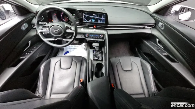 Hyundai Elantra (Avante)