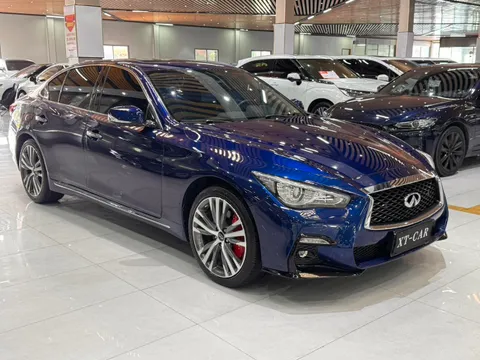 Infiniti Q50L