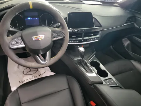 Cadillac CT4