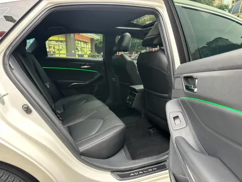 Toyota Avalon