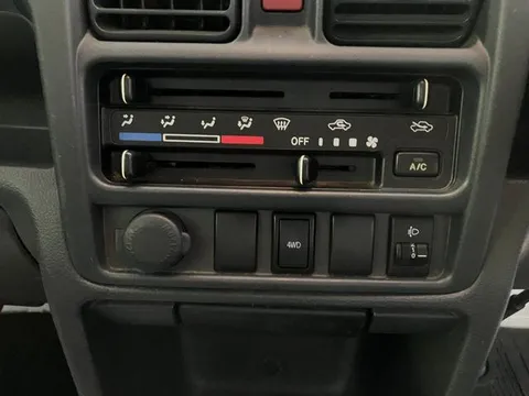 Nissan Clipper Truck