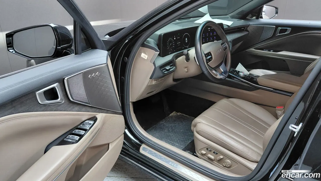 Kia K8
