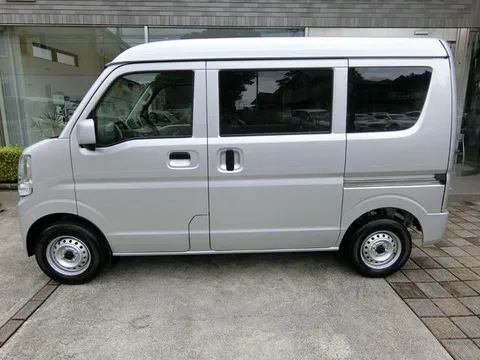Nissan Clipper