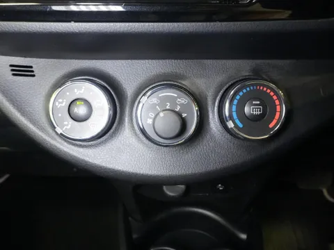 Toyota Yaris (Vitz)