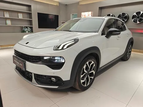 Lynk & Co Lynk & Co 02