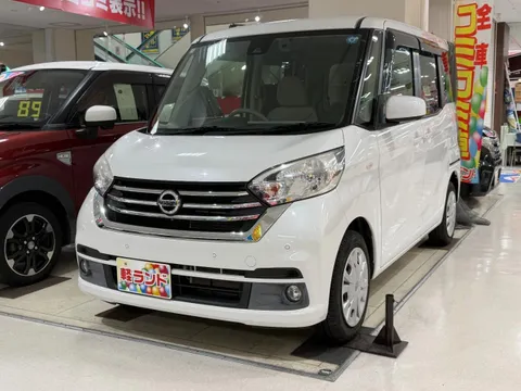 Nissan Dayz Roox