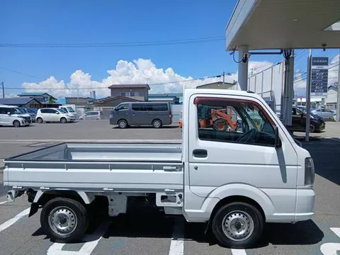 Nissan Clipper Truck