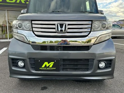 Honda N-BOX Plus Custom