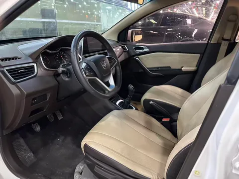 Baojun 310W