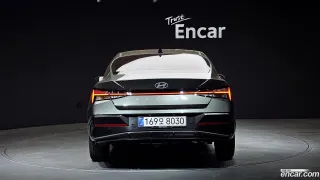 Hyundai Elantra (Avante)