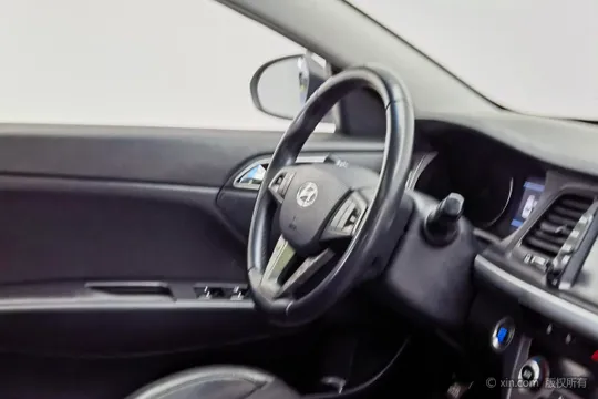 Hyundai Mistra