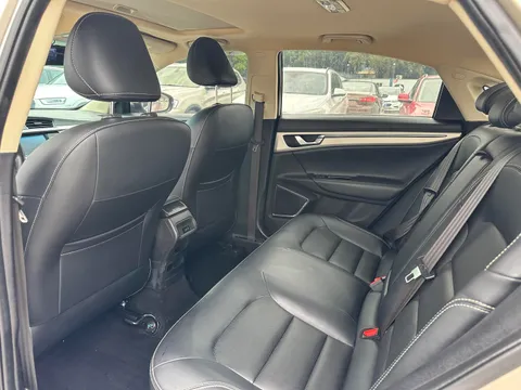 Geely Emgrand GL