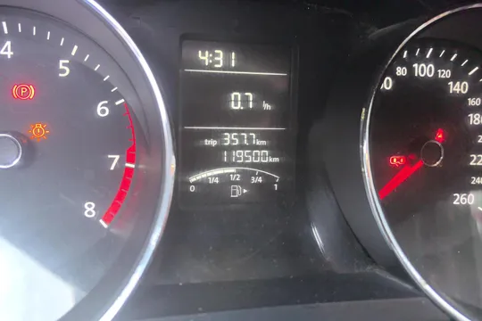 Volkswagen Sagitar