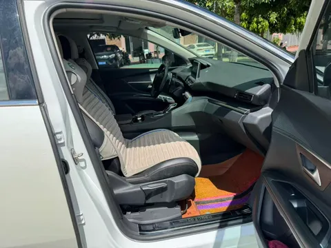 Peugeot 4008