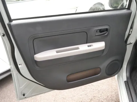 Daihatsu Mira Tocot