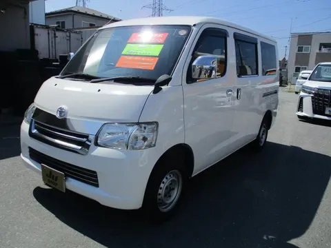 Toyota TownAce Van