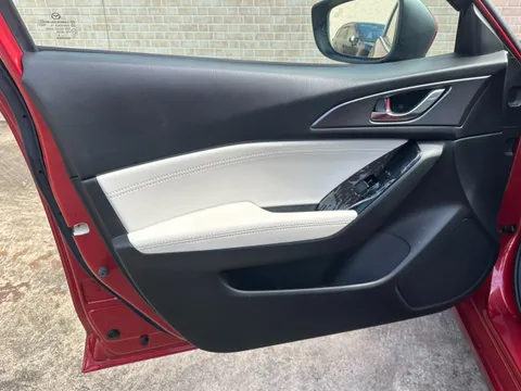 Mazda Axela Sport