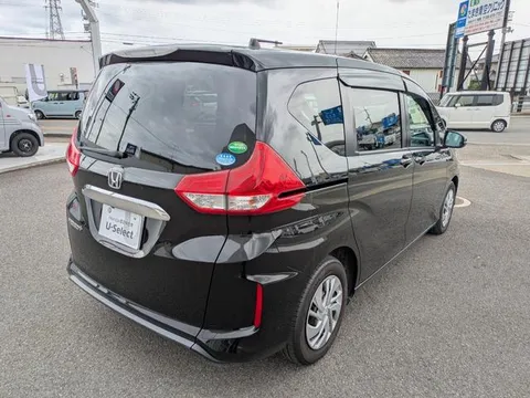 Honda Freed Plus