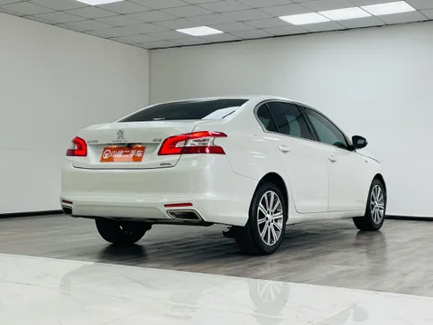 Peugeot 408